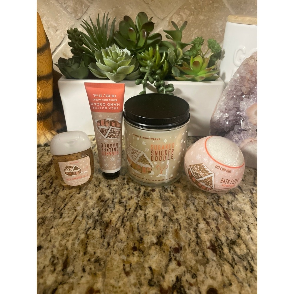 Bath and Body Works Sugared Snicker Doodle Set NWT